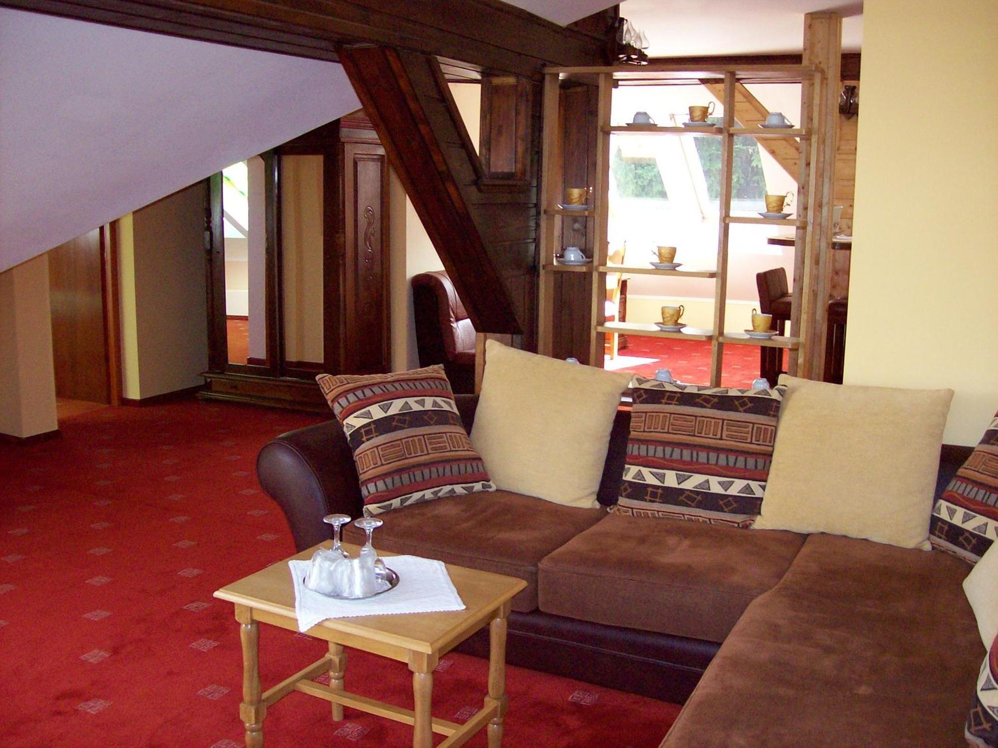 Pensiunea Crocus - Sauna & Billiard Poiana Brasov Exteriör bild